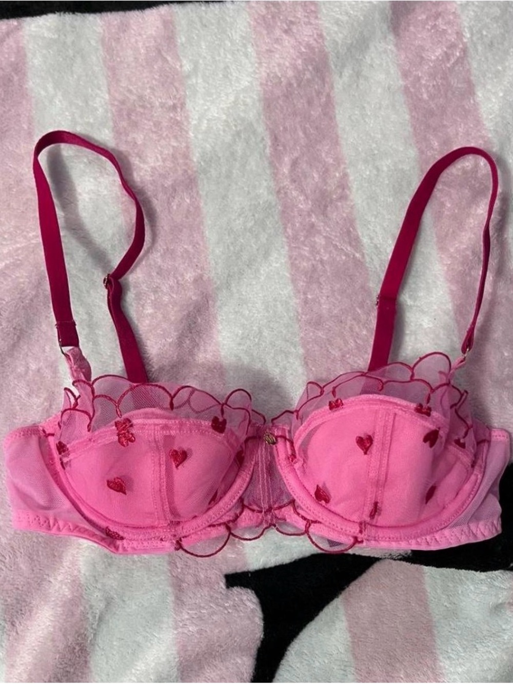 Adore Me Hot Pink Heart Embroidered Underwire Bra